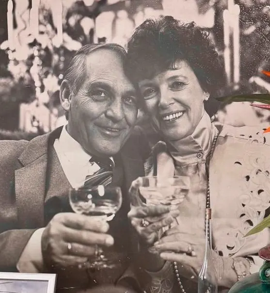 Toos poco después de su liberación, 1982